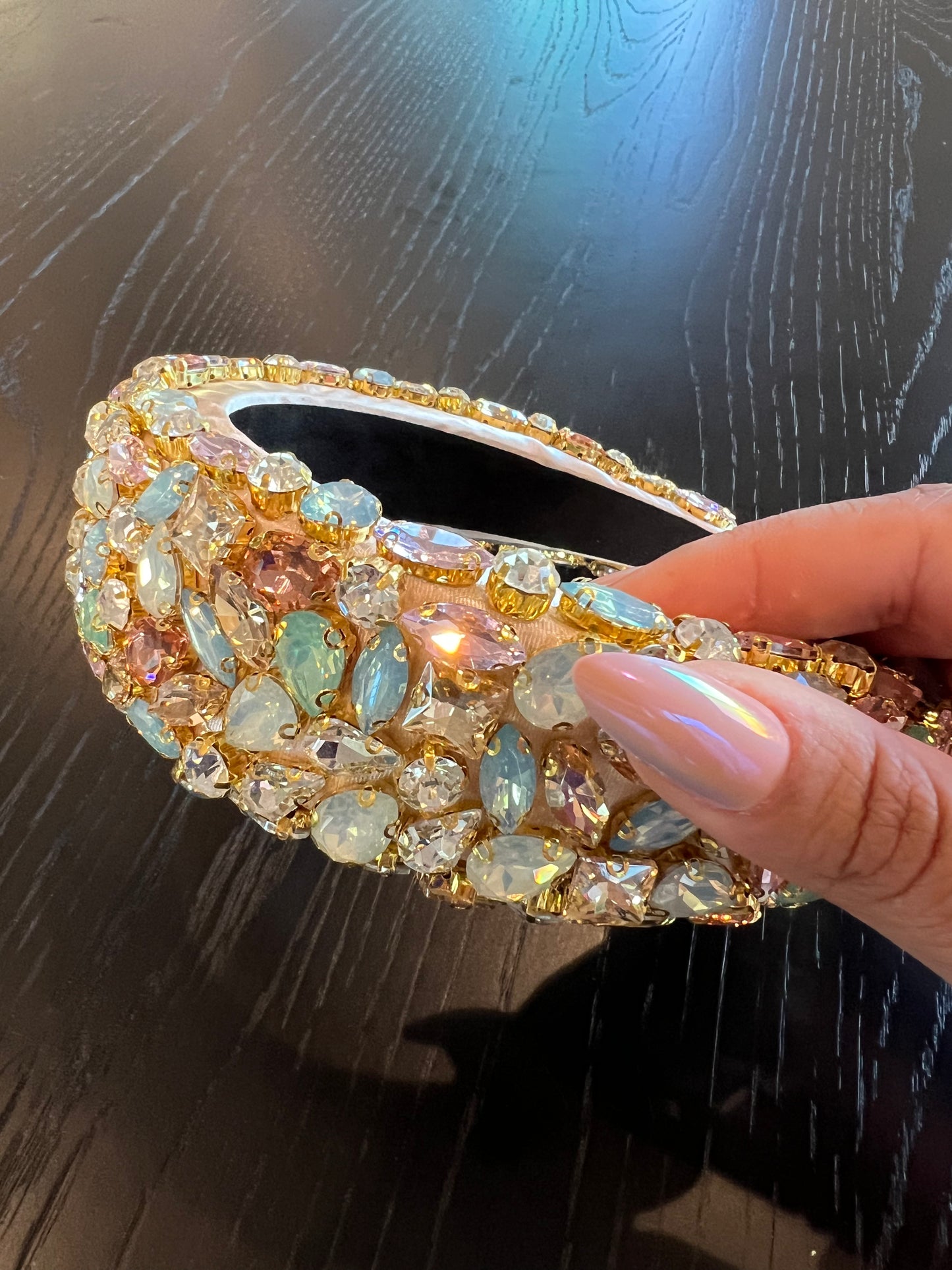 UPHOLD YOUR CROWN JEWEL HEADBAND